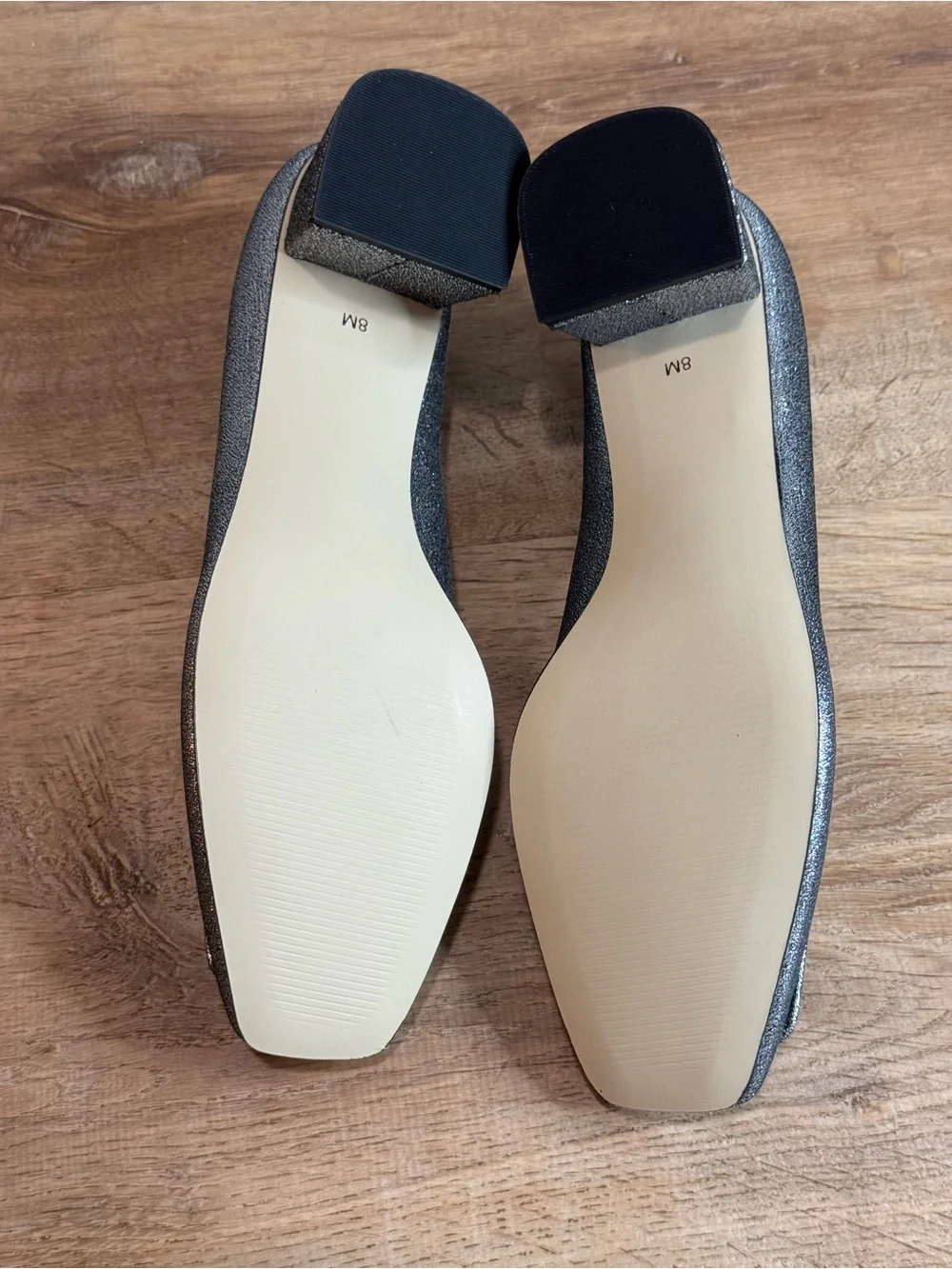 NEW TALBOTS CARLYE BUCKLE PUMPS - TEXTURED LAMÉ SIZE 8